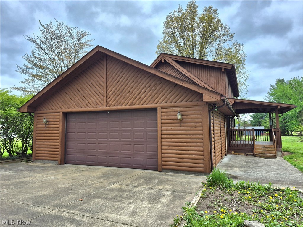 1174 Henn Hyde Road NE Warren OH 44484