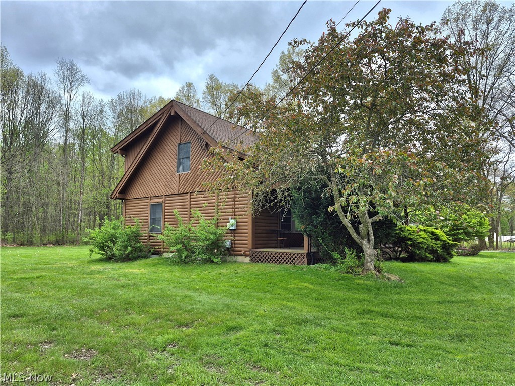 1174 Henn Hyde Road NE Warren OH 44484