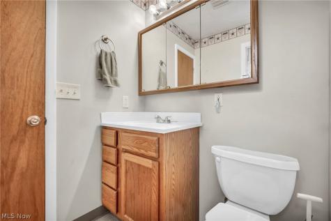 9186 Shepard Road Macedonia OH 44056