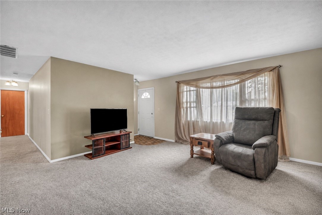 9186 Shepard Road Macedonia OH 44056