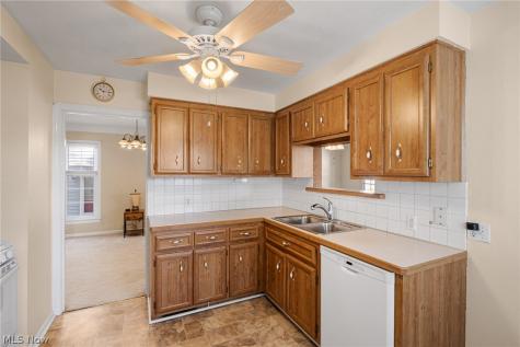 5118 Yorkshire Avenue Parma OH 44134