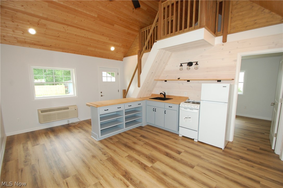10029 Cummins Drive Deerfield OH 44411