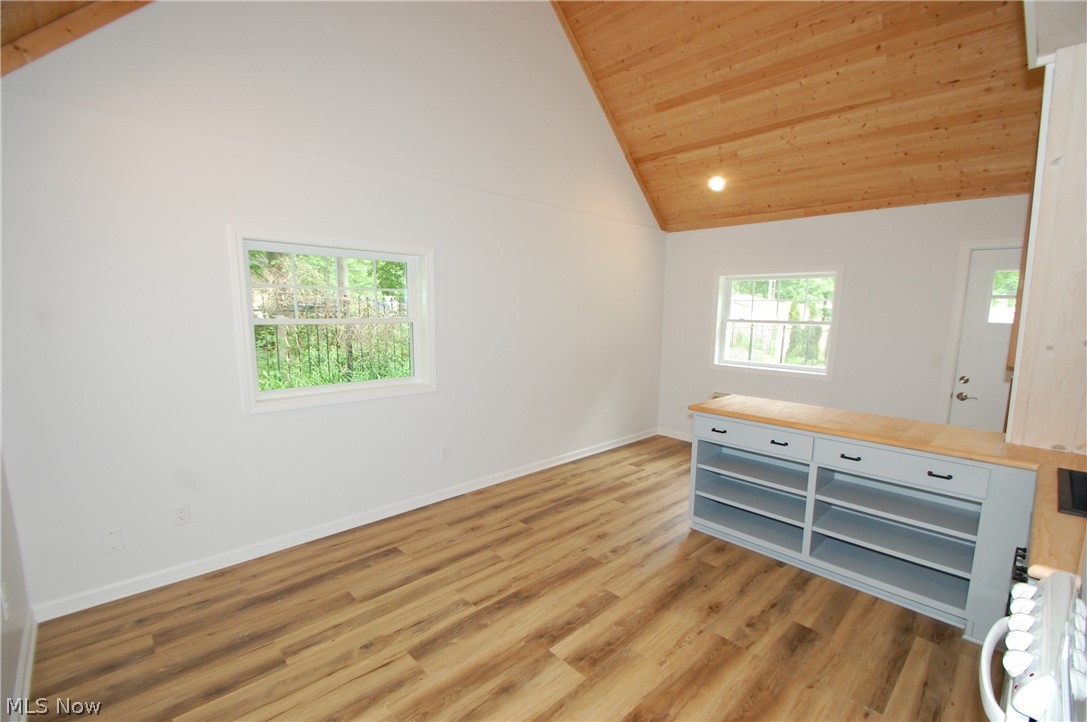 10029 Cummins Drive Deerfield OH 44411