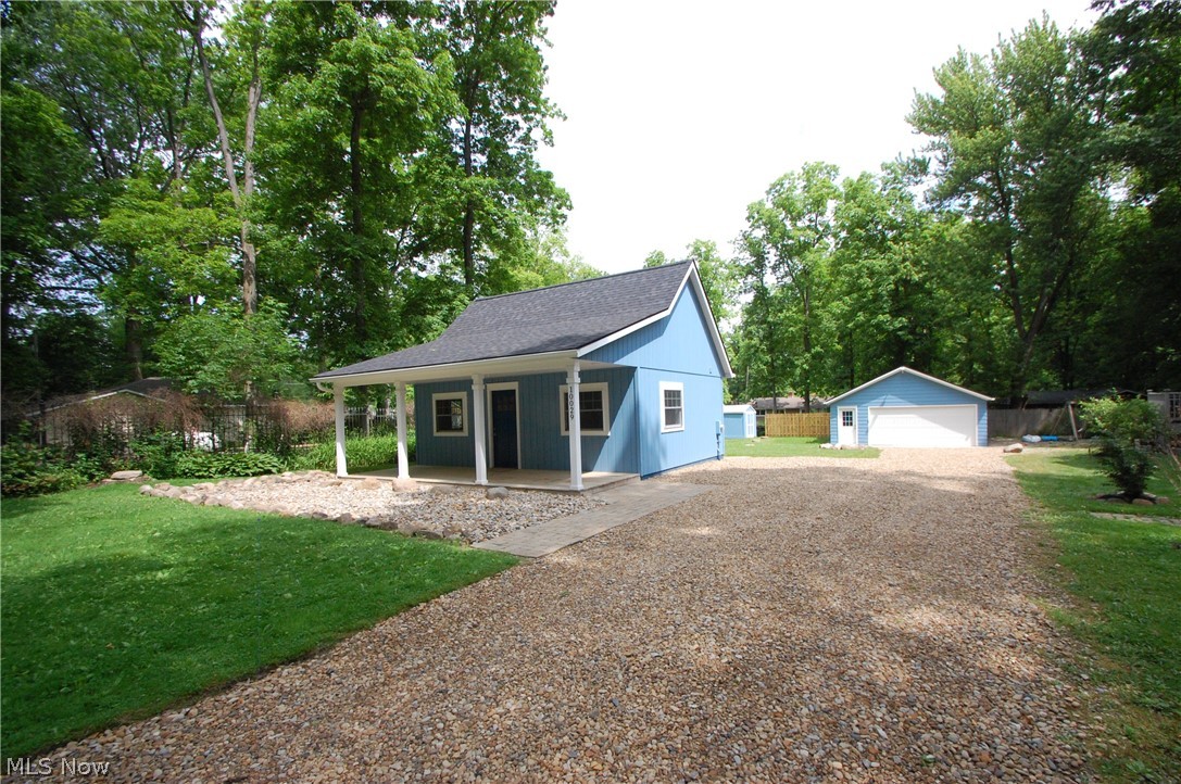 10029 Cummins Drive Deerfield OH 44411