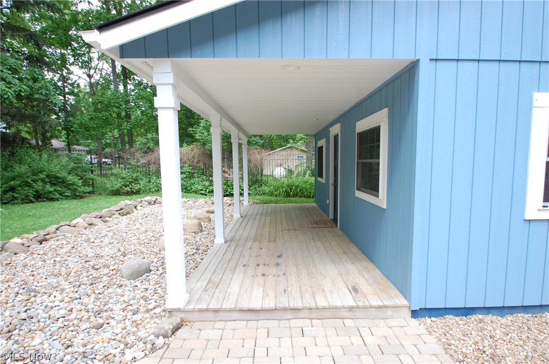 10029 Cummins Drive Deerfield OH 44411