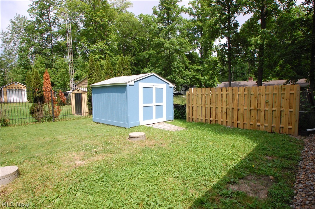 10029 Cummins Drive Deerfield OH 44411