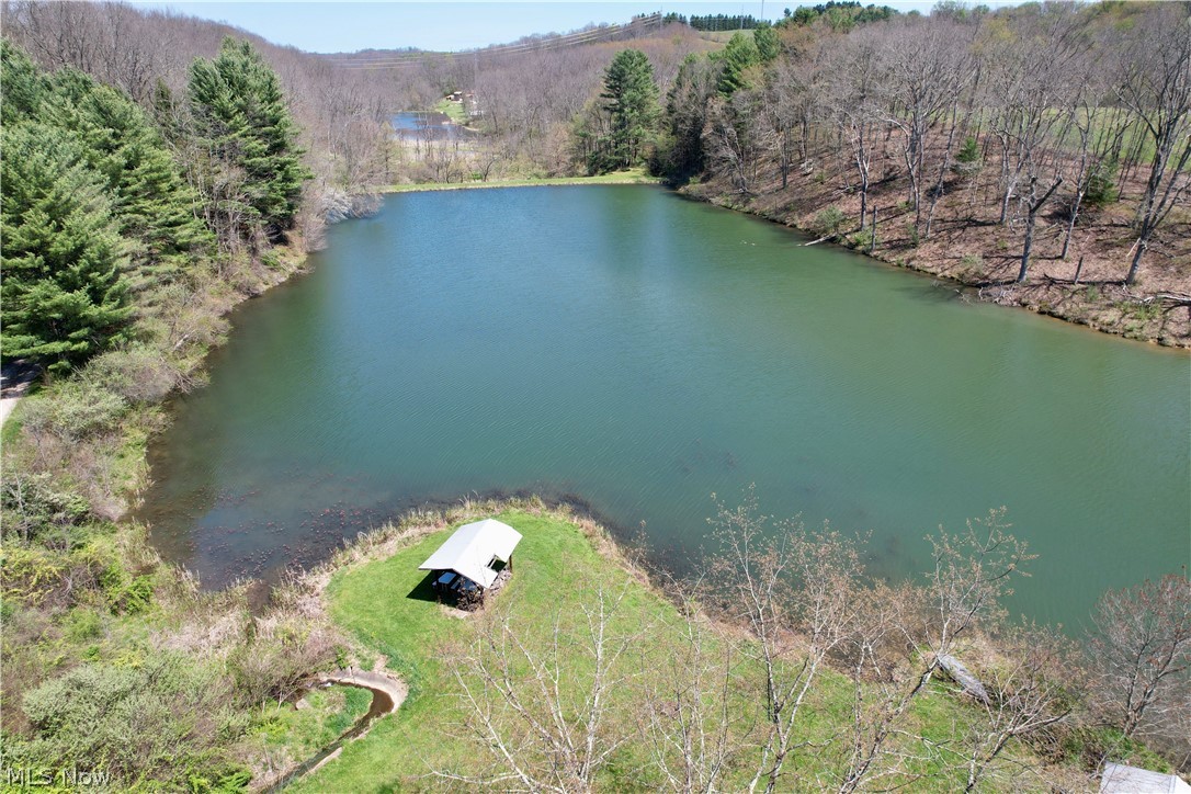 4101 Peace Road SE Carrollton OH 44615