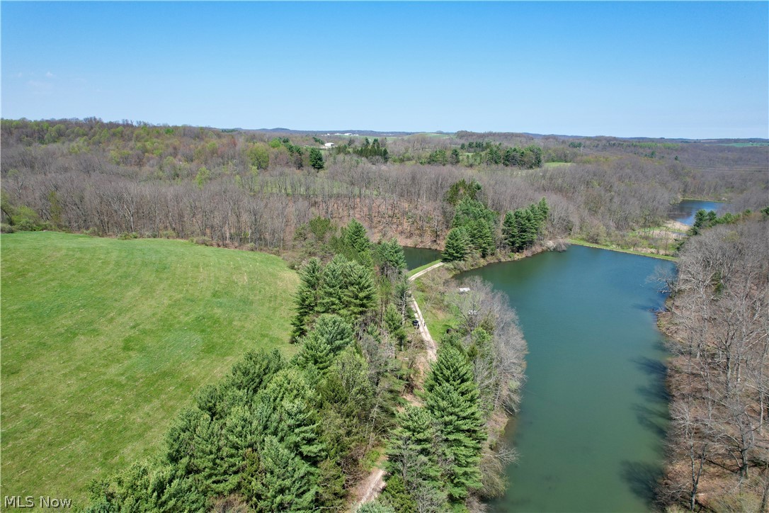 4101 Peace Road SE Carrollton OH 44615