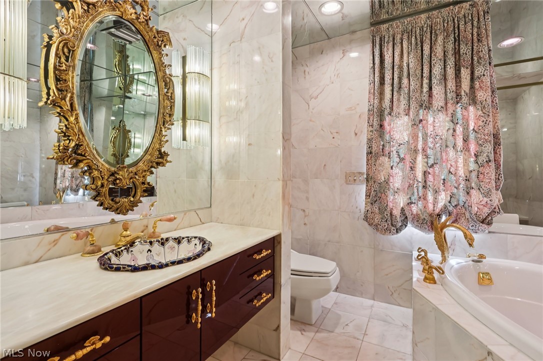 14880 Hillbrook Drive Chagrin Falls OH 44022