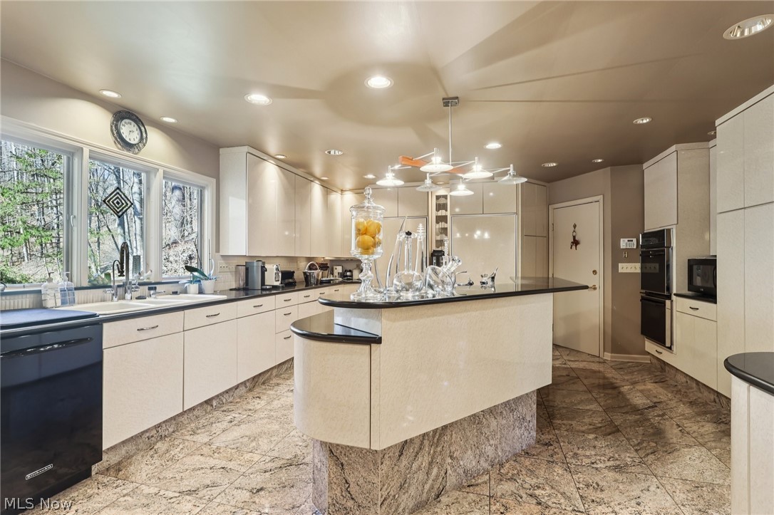 14880 Hillbrook Drive Chagrin Falls OH 44022