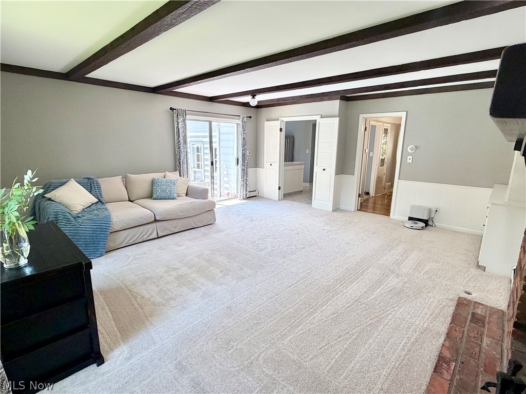 1403 Croyden Road Lyndhurst OH 44124