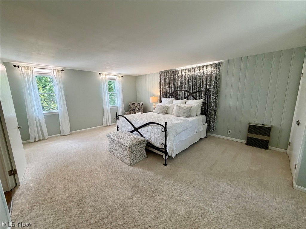 1403 Croyden Road Lyndhurst OH 44124