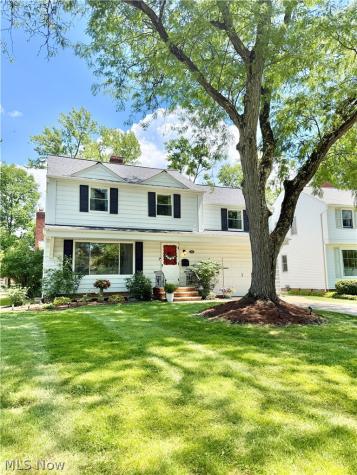 1403 Croyden Road Lyndhurst OH 44124