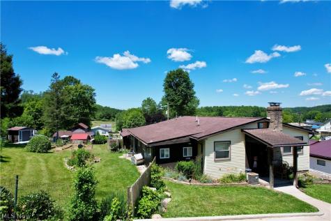 10 S Ohio Street Dellroy OH 44620