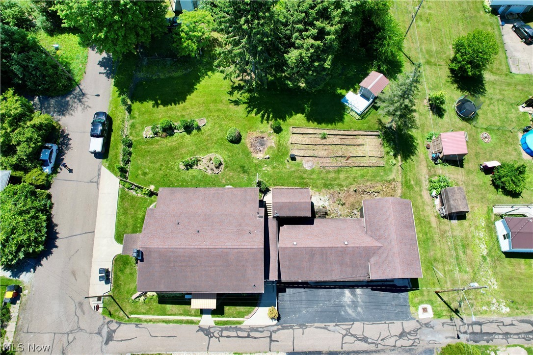 10 S Ohio Street Dellroy OH 44620