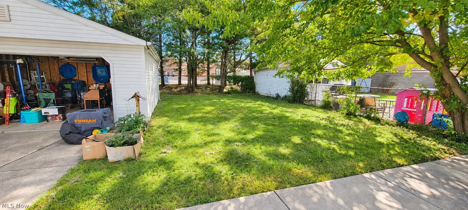 2211 Brookdale Avenue Parma OH 44134