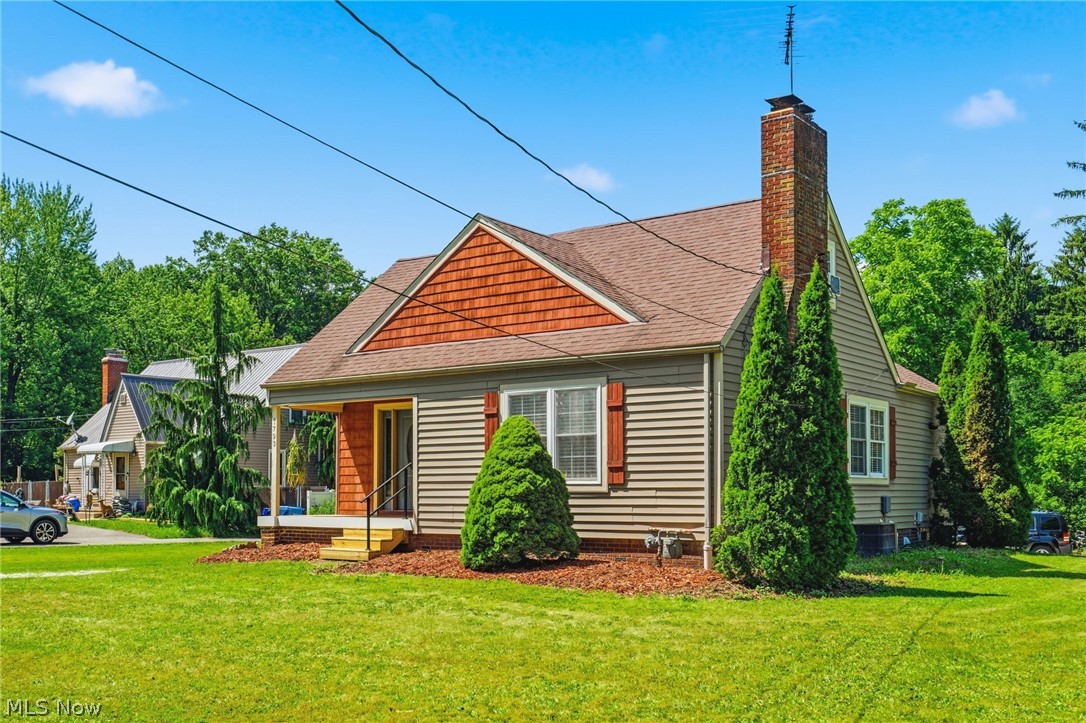 1793 E Turkeyfoot Lake Road Akron OH 44312
