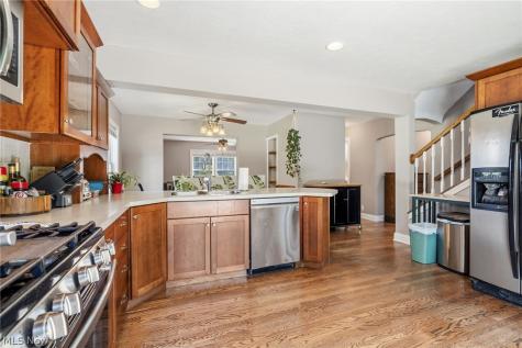 1793 E Turkeyfoot Lake Road Akron OH 44312