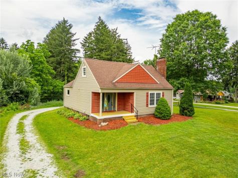 1793 E Turkeyfoot Lake Road Akron OH 44312