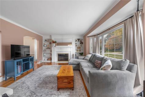 19190 S Sagamore Road Fairview Park OH 44126