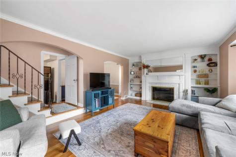 19190 S Sagamore Road Fairview Park OH 44126