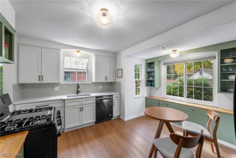 19190 S Sagamore Road Fairview Park OH 44126