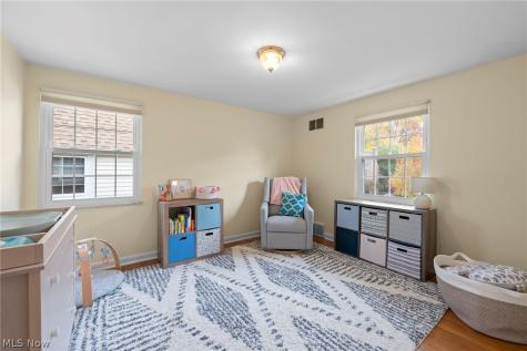 19190 S Sagamore Road Fairview Park OH 44126