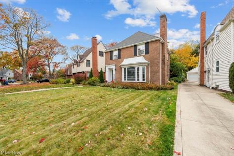19190 S Sagamore Road Fairview Park OH 44126