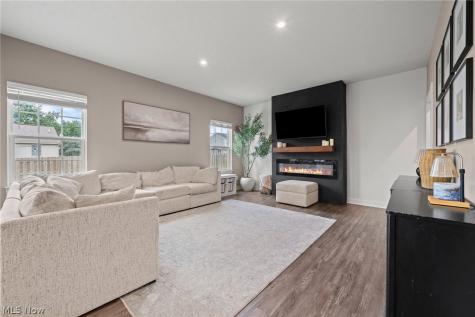 524 Oliver Way Rittman OH 44270
