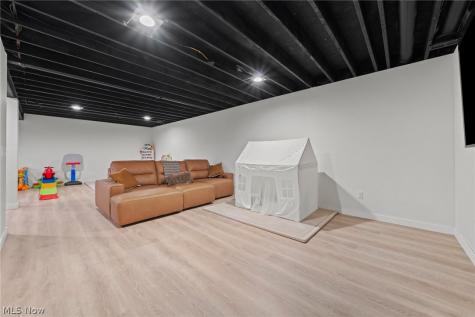 524 Oliver Way Rittman OH 44270