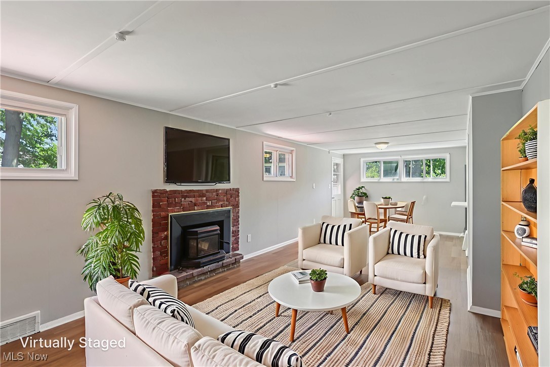 181 Carroll Avenue Painesville OH 44077