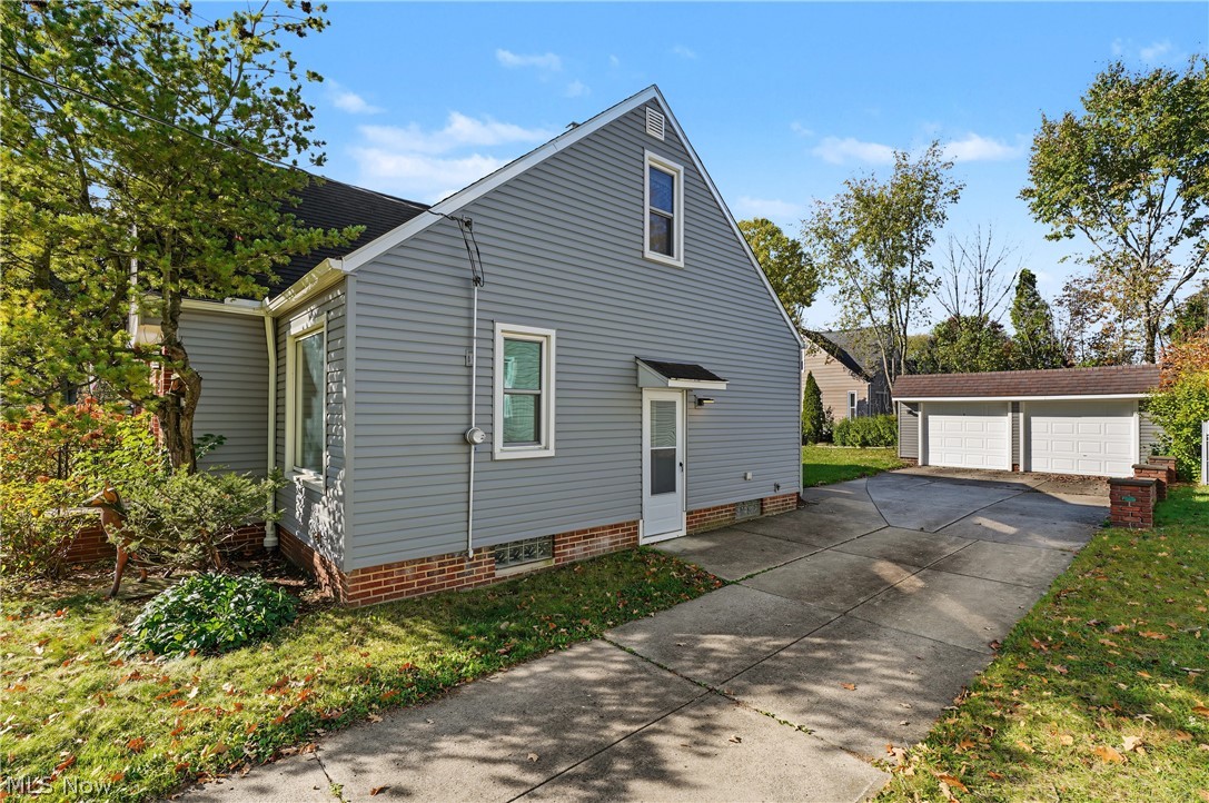 6314 Dunham Road Maple Heights OH 44137