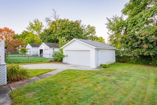 1274 Neptune Avenue Akron OH 44301