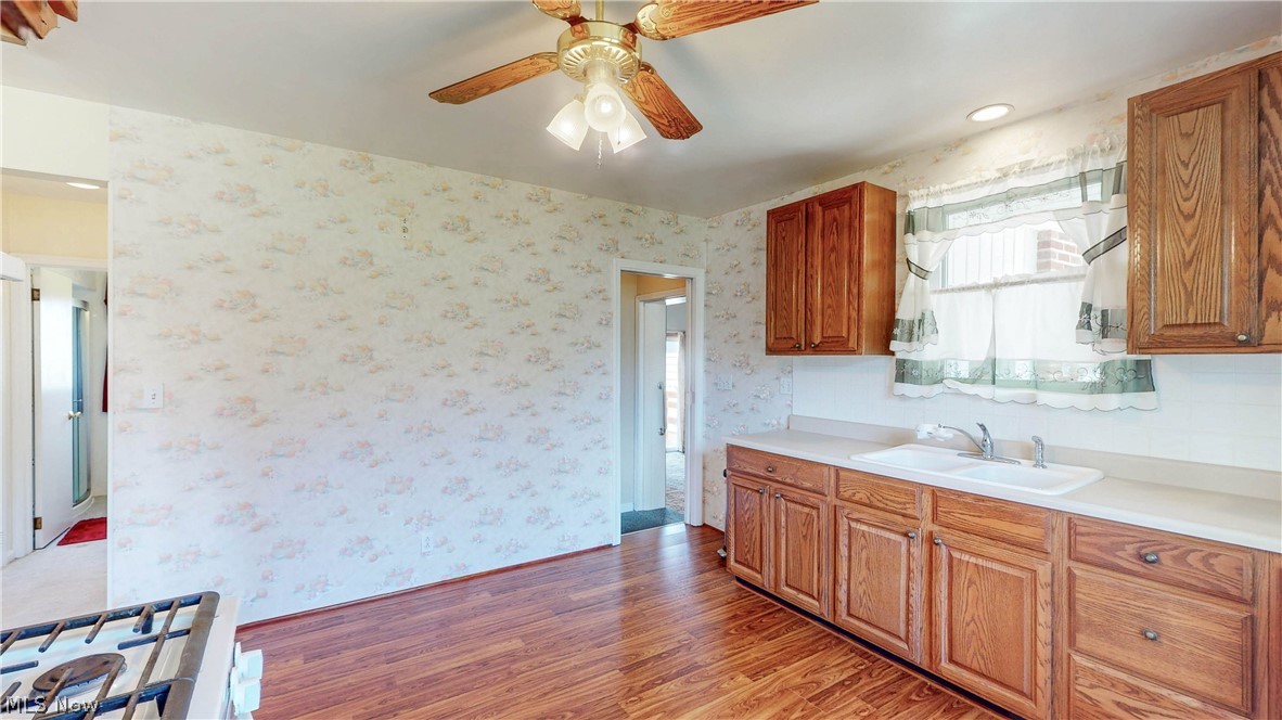 9298 York Road North Royalton OH 44133