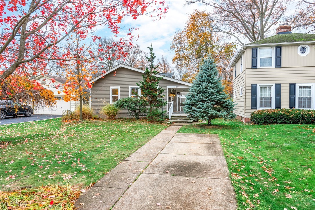 24401 Bruce Road Bay Village OH 44140