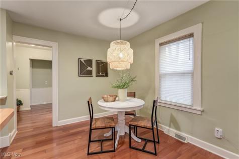 24401 Bruce Road Bay Village OH 44140