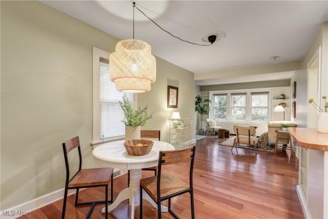 24401 Bruce Road Bay Village OH 44140