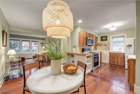 24401 Bruce Road Bay Village OH 44140