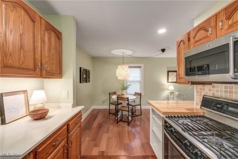 24401 Bruce Road Bay Village OH 44140