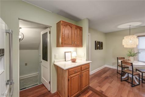 24401 Bruce Road Bay Village OH 44140