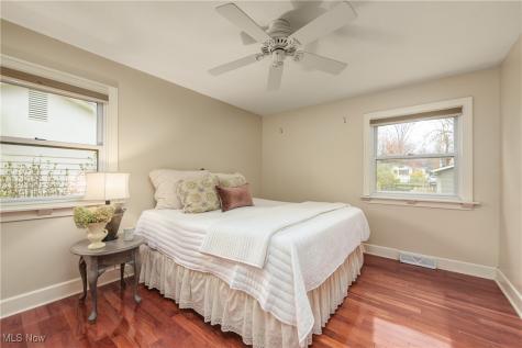 24401 Bruce Road Bay Village OH 44140