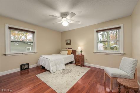 24401 Bruce Road Bay Village OH 44140