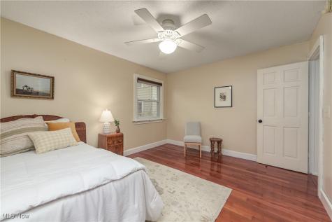 24401 Bruce Road Bay Village OH 44140