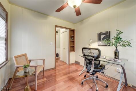 24401 Bruce Road Bay Village OH 44140