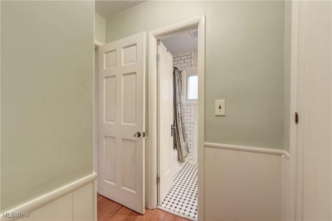 24401 Bruce Road Bay Village OH 44140