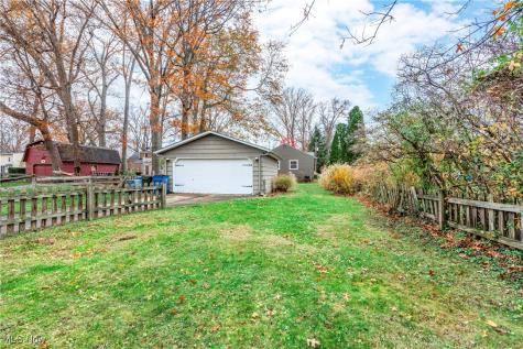 24401 Bruce Road Bay Village OH 44140