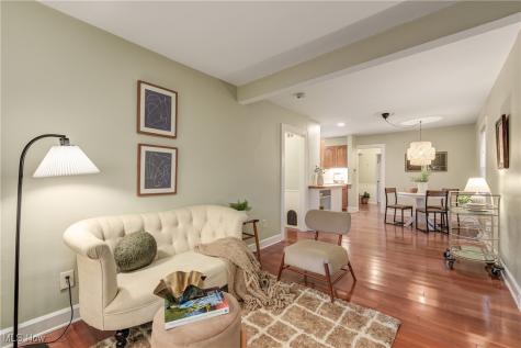 24401 Bruce Road Bay Village OH 44140