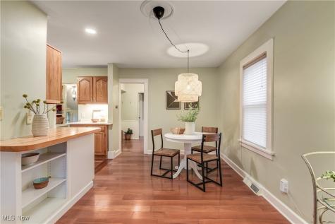 24401 Bruce Road Bay Village OH 44140