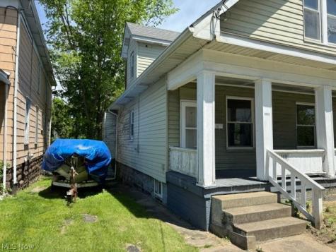1111 Hillary Square Steubenville OH 43952