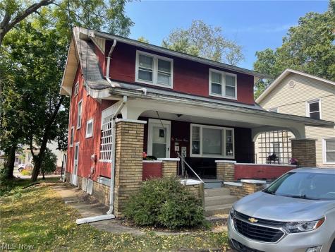 607 Rosemont Court NW Canton OH 44708